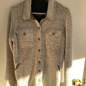 Toad & Co. size large women’s shirt jacket. Fleece.